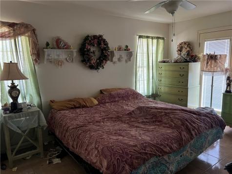 4493 W Highway 359 Benavides TX 78341