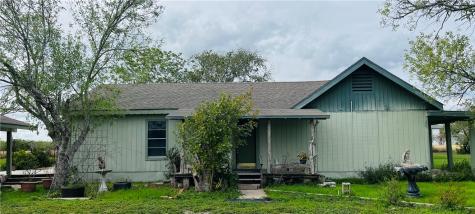 210 County Road 3051 Orange Grove TX 78372