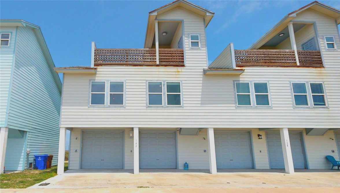 142 W Palm Beach Port Aransas TX 78373