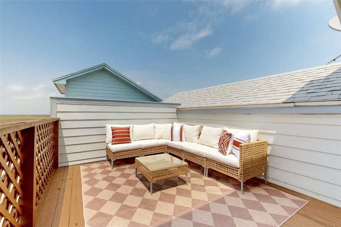 142 W Palm Beach Port Aransas TX 78373