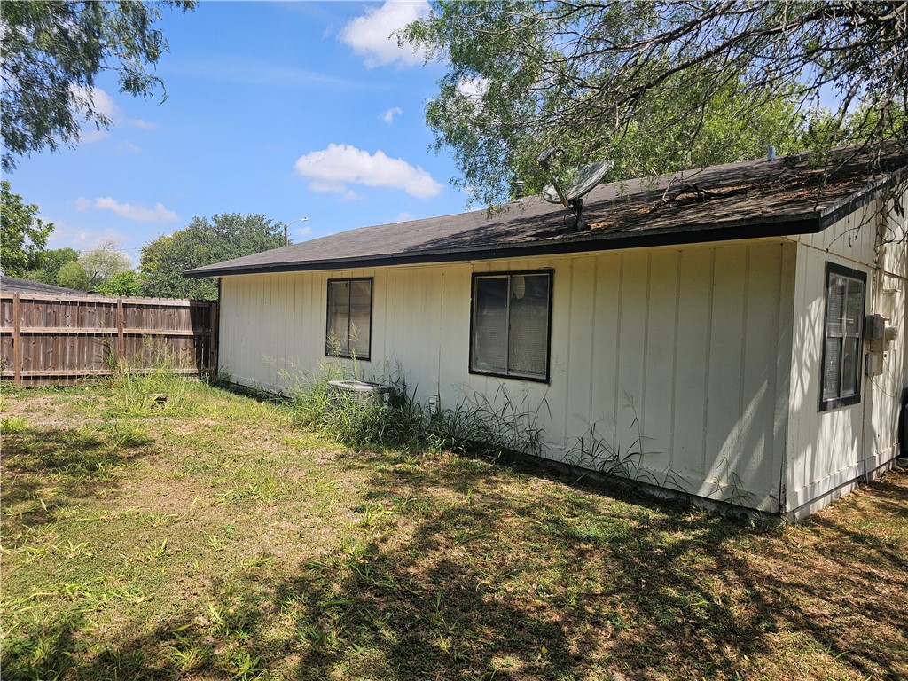 10914 Gates Lane Corpus Christi TX 78410