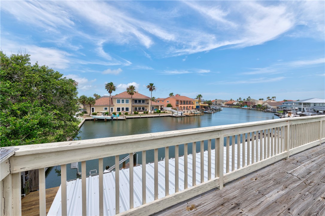 305 Marina Drive Port Aransas TX 78373