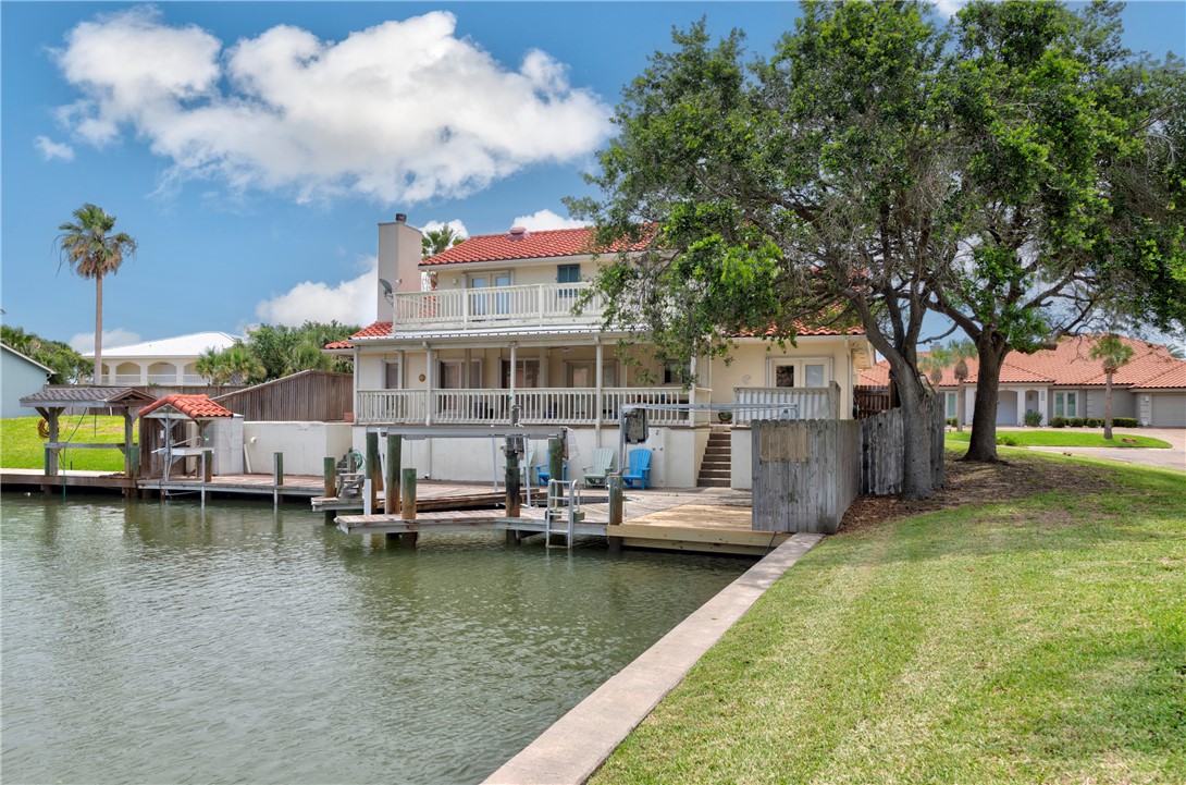 305 Marina Drive Port Aransas TX 78373