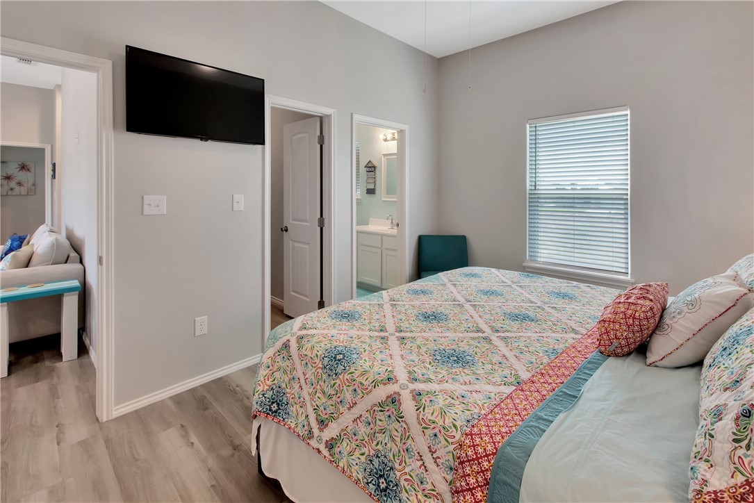 139 Paradise Drive Rockport TX 78382