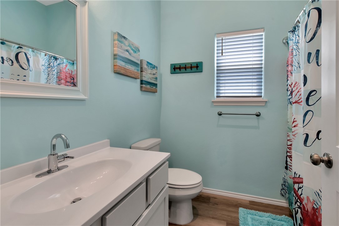 139 Paradise Drive Rockport TX 78382