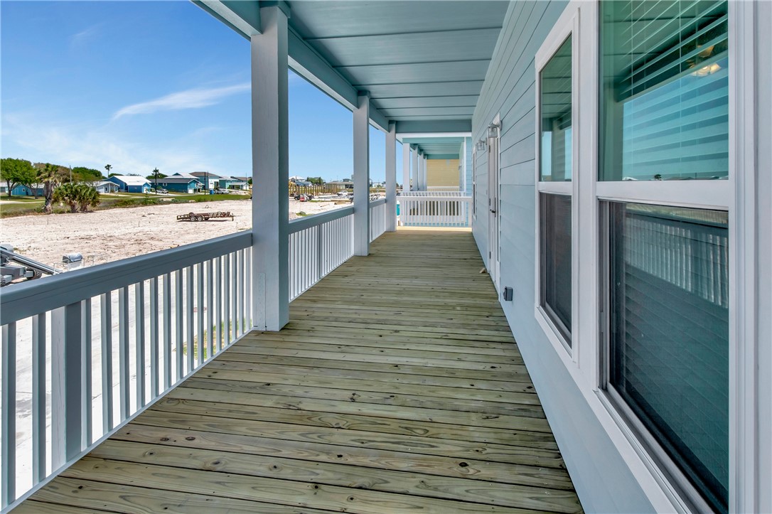 139 Paradise Drive Rockport TX 78382