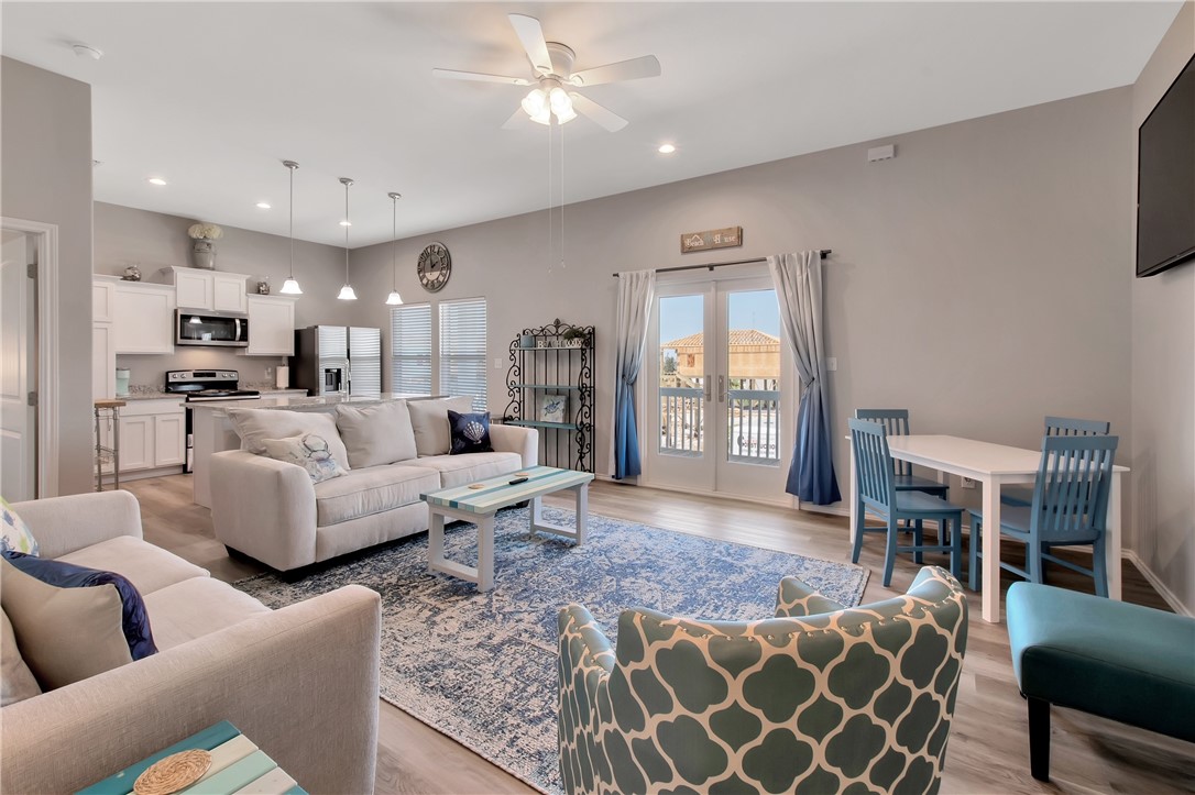 139 Paradise Drive Rockport TX 78382