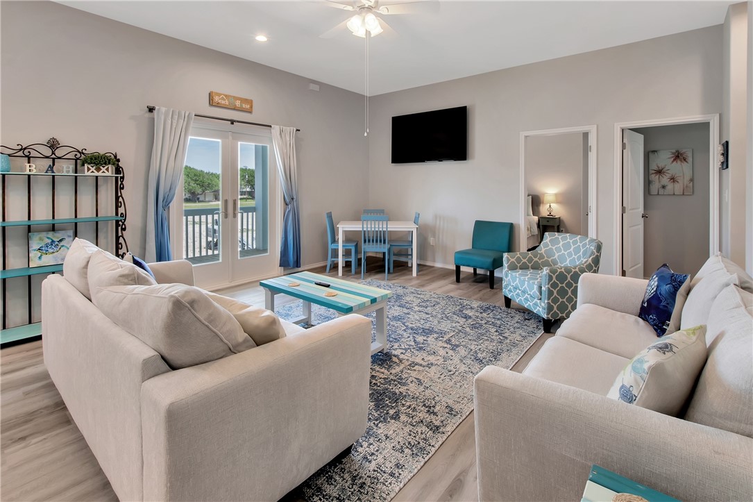 139 Paradise Drive Rockport TX 78382