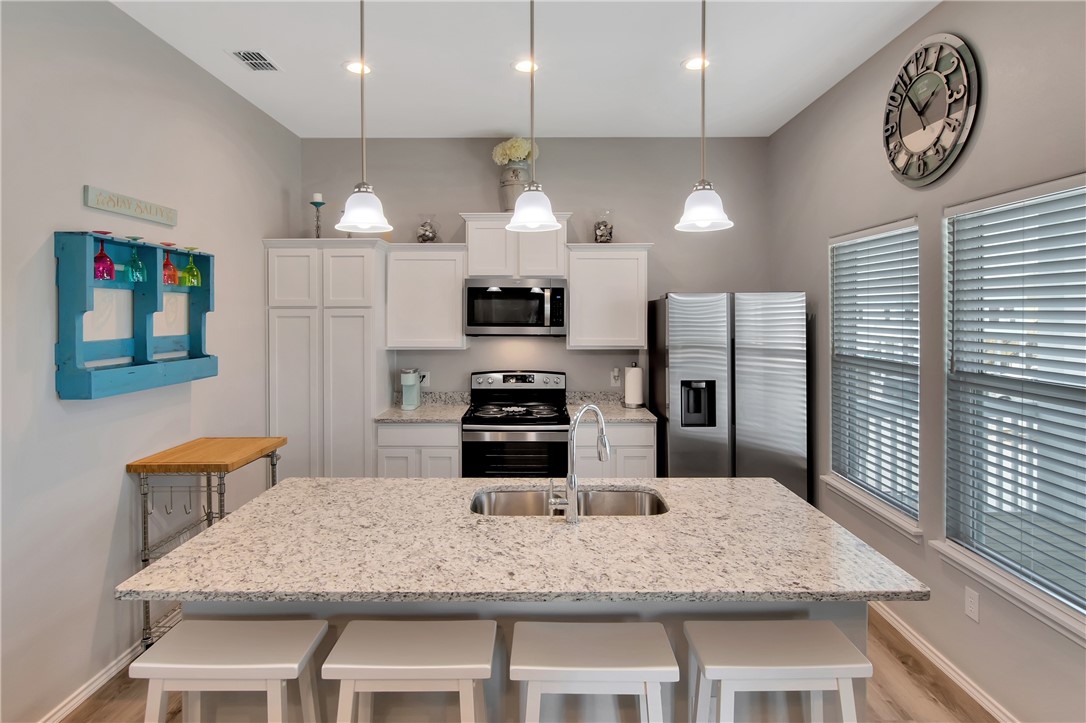 139 Paradise Drive Rockport TX 78382