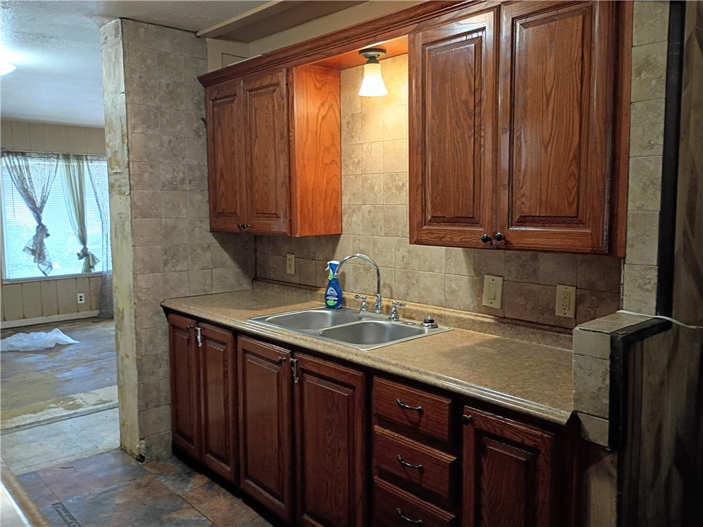 2141 Karen Drive Corpus Christi TX 78416