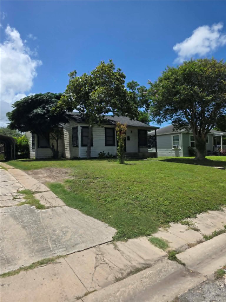1237 Golla Drive Corpus Christi TX 78407