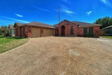 6834 Boardwalk Avenue Corpus Christi TX 78414