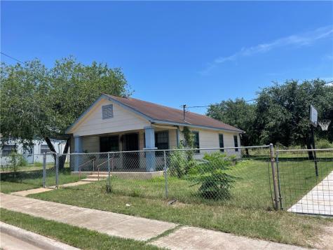 306 E Kohler Street Hebbronville TX 78361