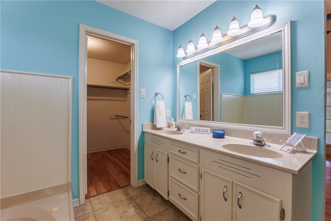 3525 Picadilly Corpus Christi TX 78414