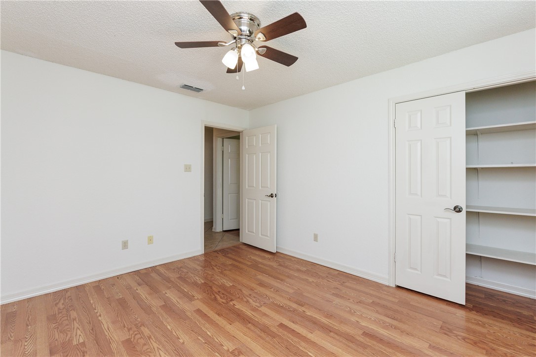3525 Picadilly Corpus Christi TX 78414