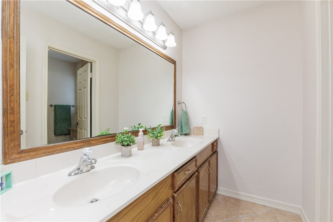 3525 Picadilly Corpus Christi TX 78414