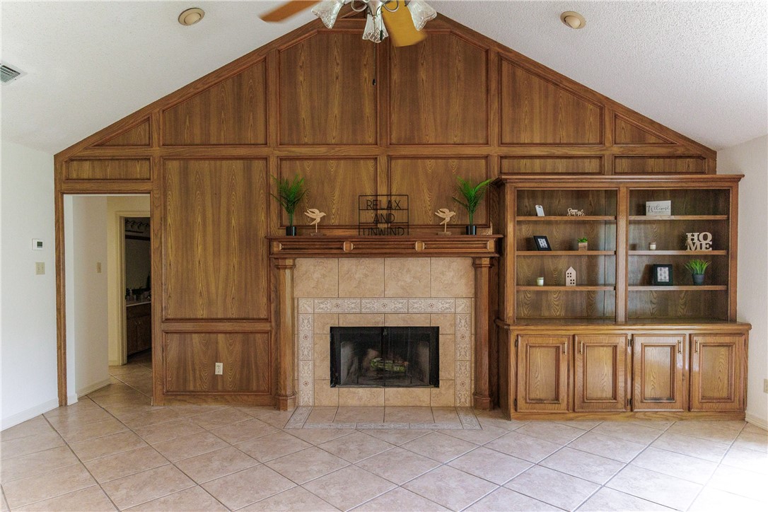 3525 Picadilly Corpus Christi TX 78414