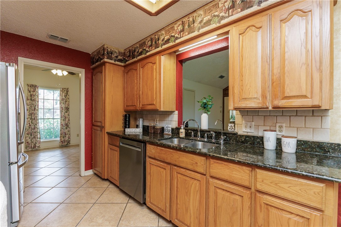 3525 Picadilly Corpus Christi TX 78414