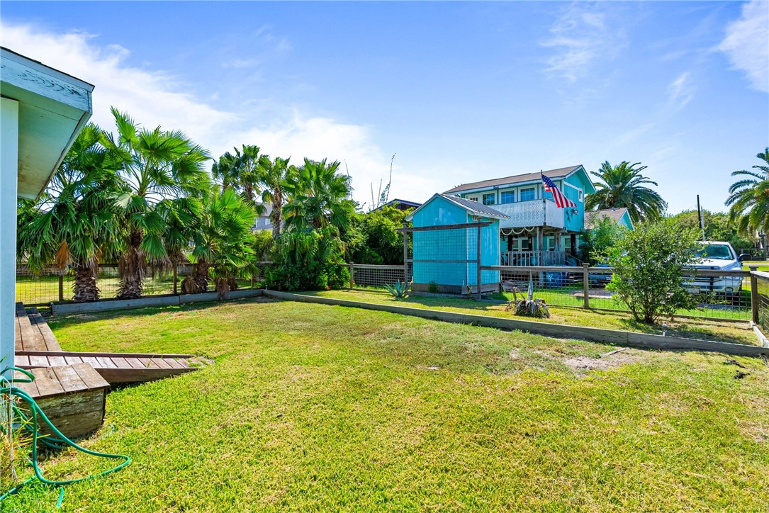 819 S Magnolia Street Rockport TX 78382
