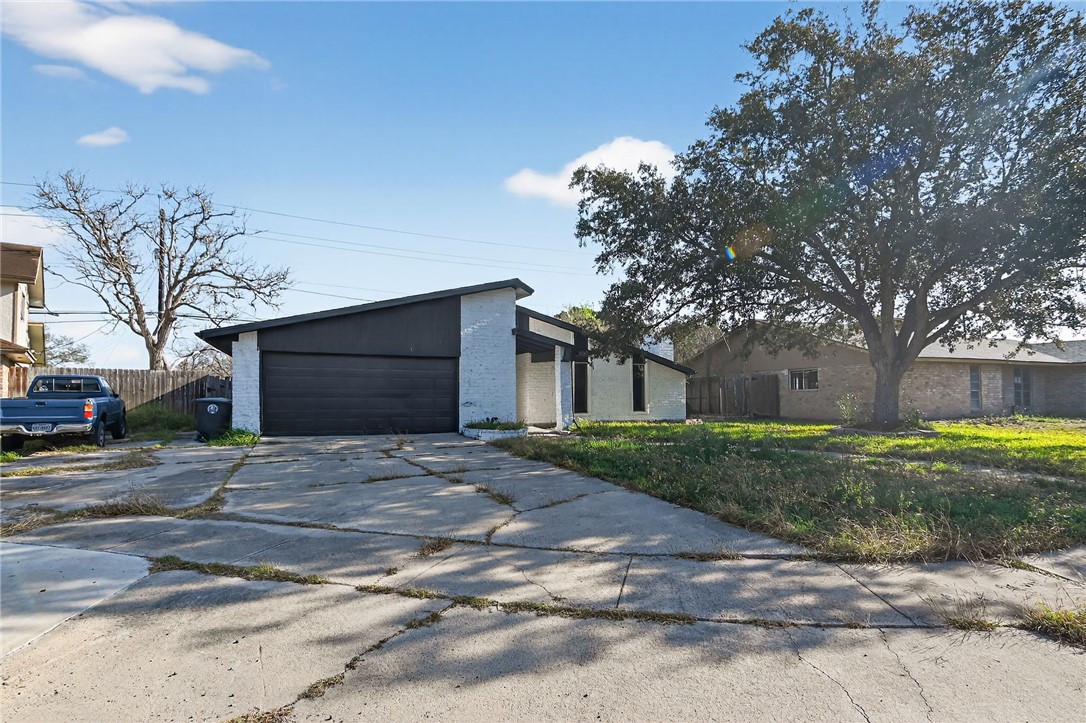 4110 Boros Drive Corpus Christi TX 78413