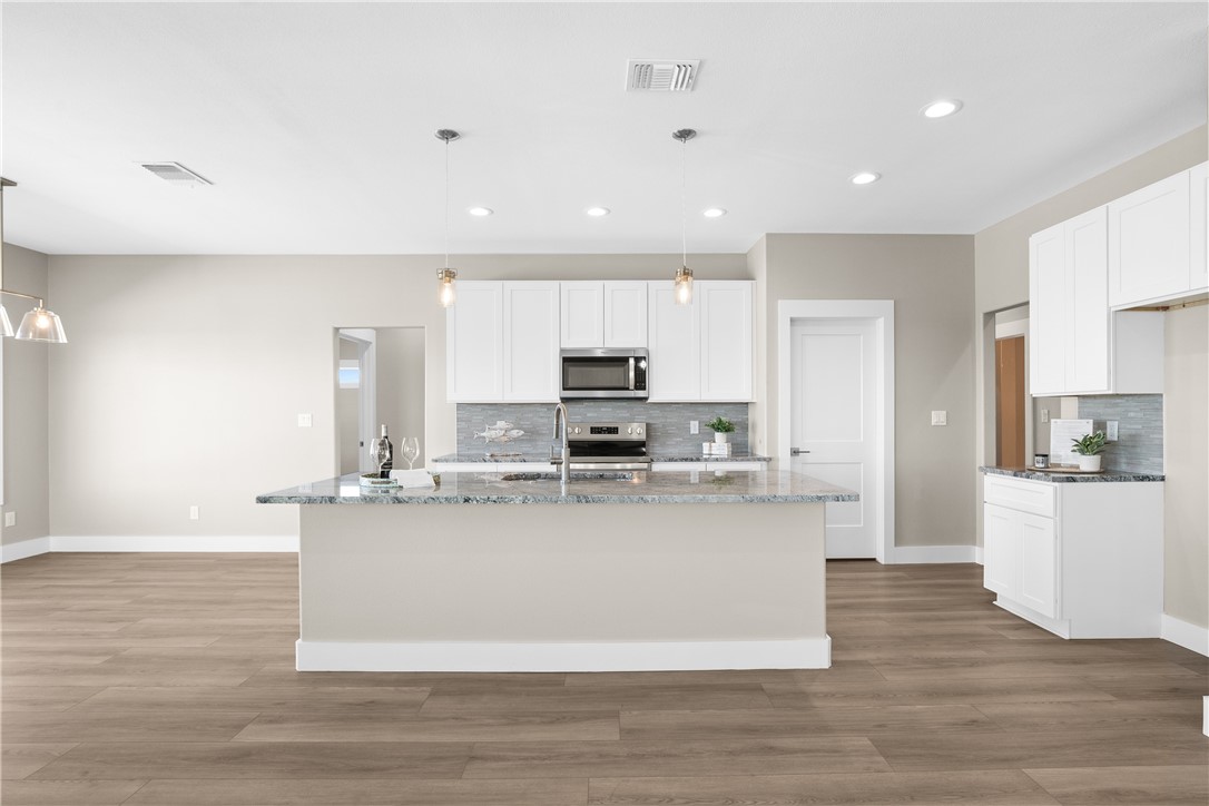 205 Trout Side Way Rockport TX 78382