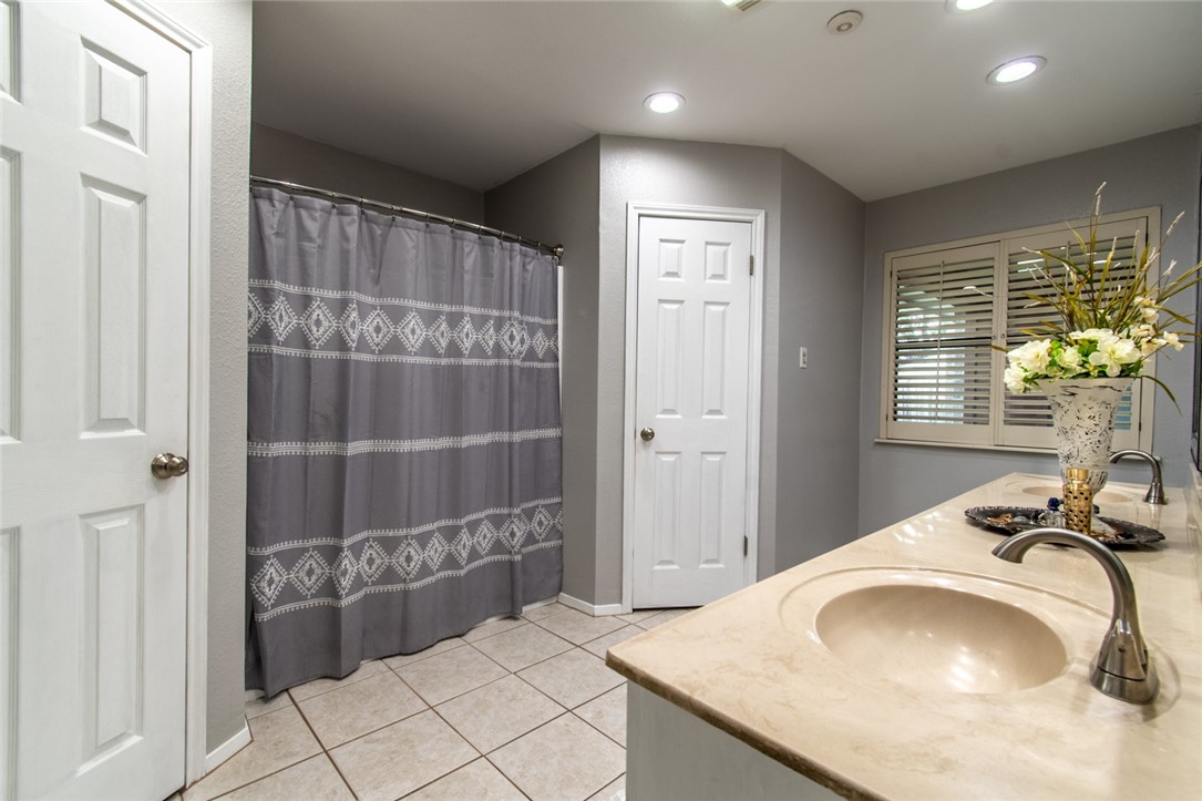 3245 Hampton Street Corpus Christi TX 78414