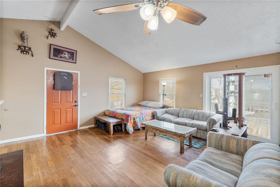 6813 Braesvalley Drive Corpus Christi TX 78413