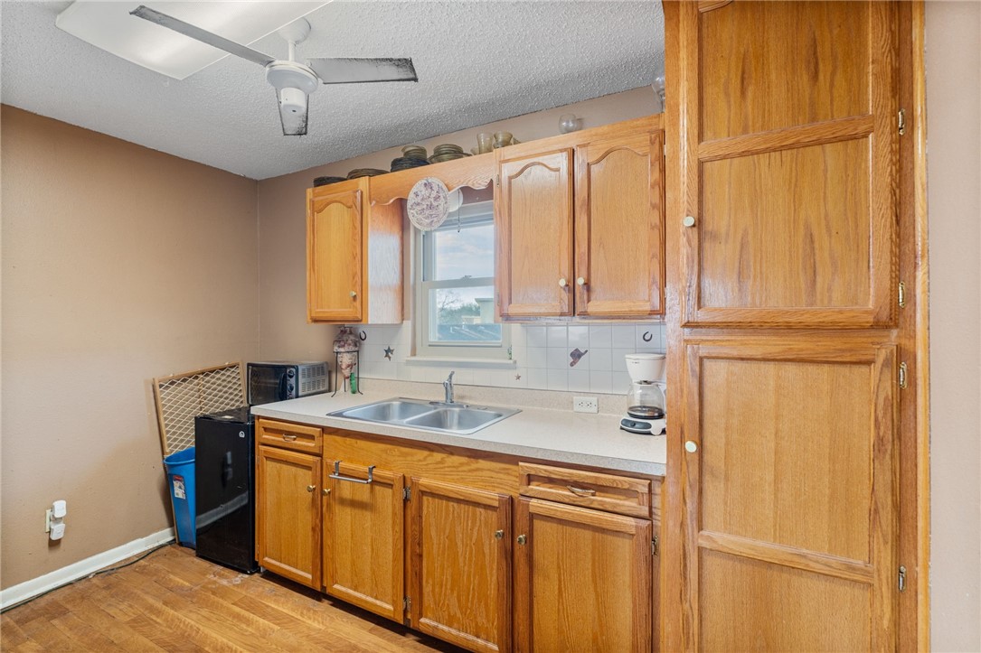 6813 Braesvalley Drive Corpus Christi TX 78413