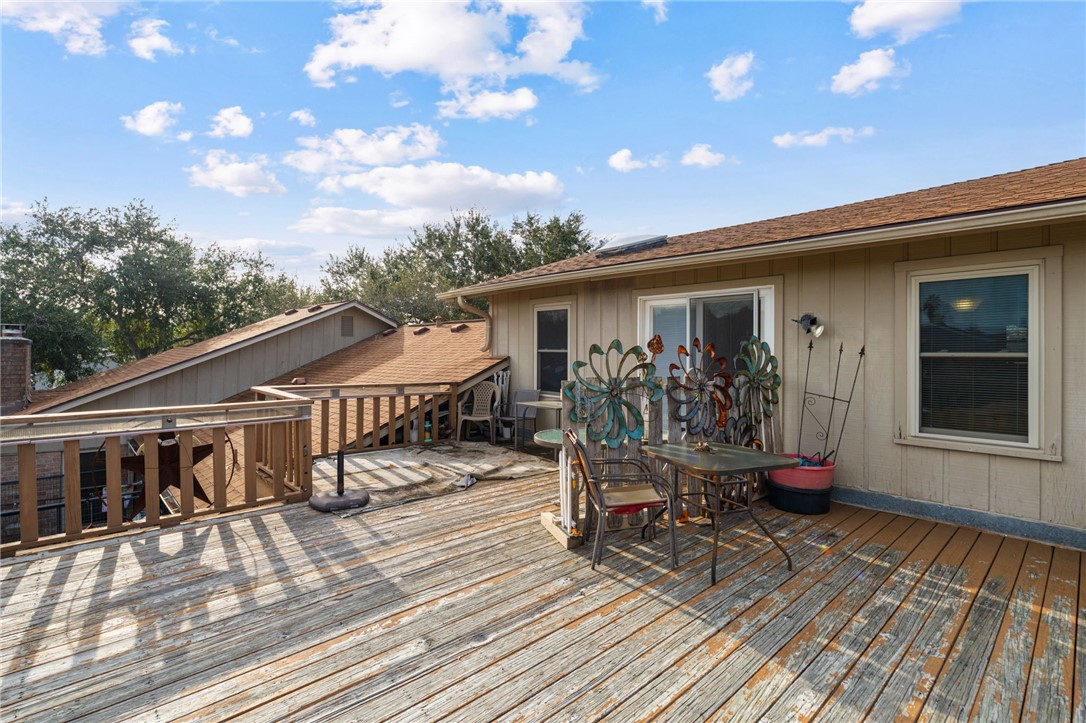 6813 Braesvalley Drive Corpus Christi TX 78413