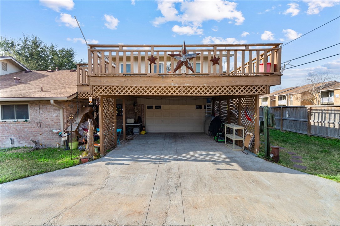 6813 Braesvalley Drive Corpus Christi TX 78413
