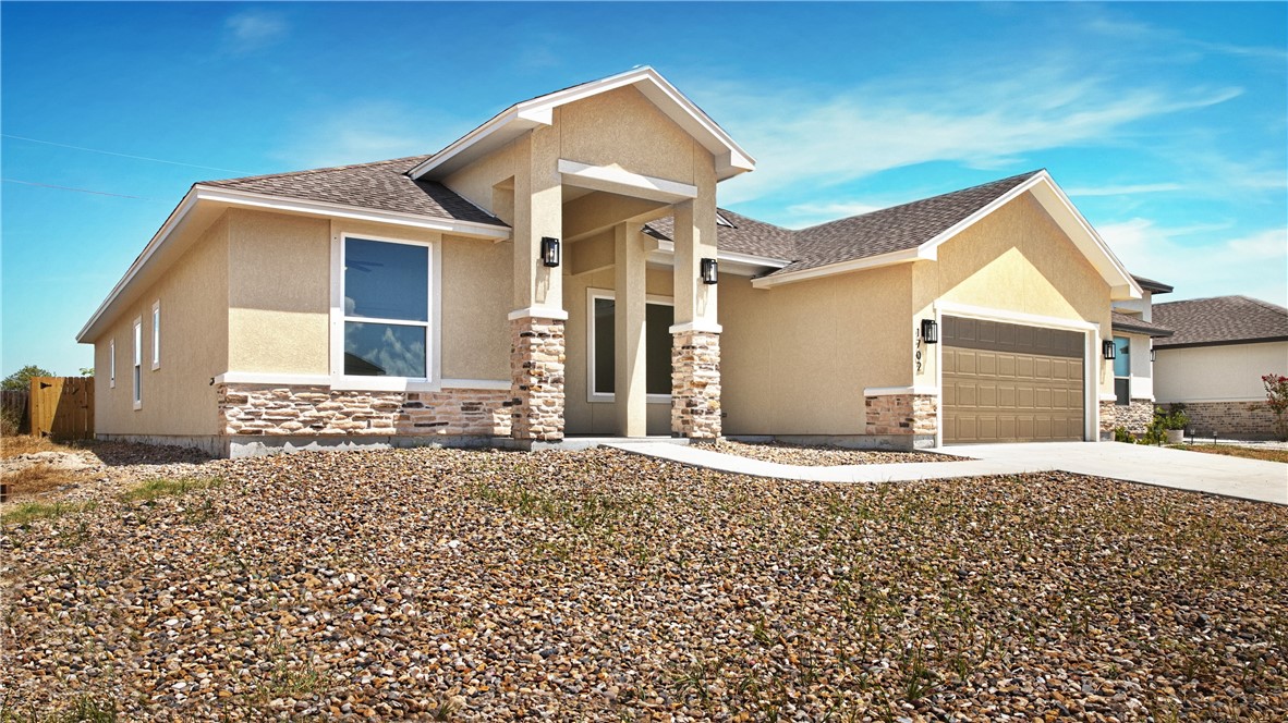 1702 Elm View Drive Corpus Christi TX 78418
