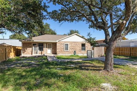 618 N Doughty Street Rockport TX 78382
