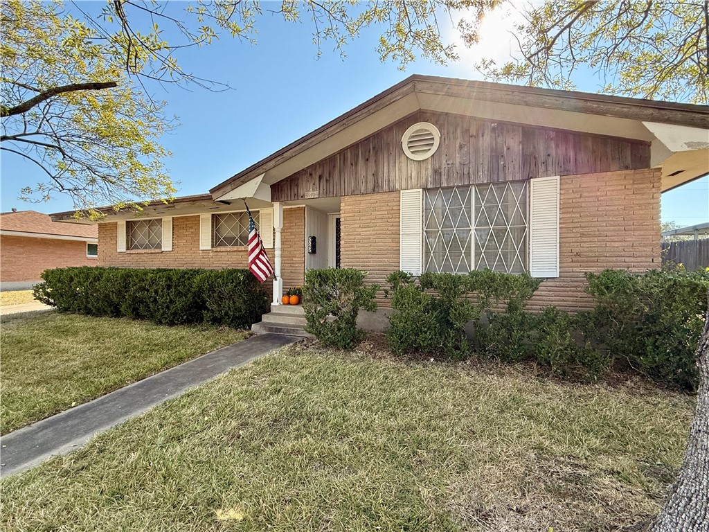 5825 San Saba Drive Corpus Christi TX 78407
