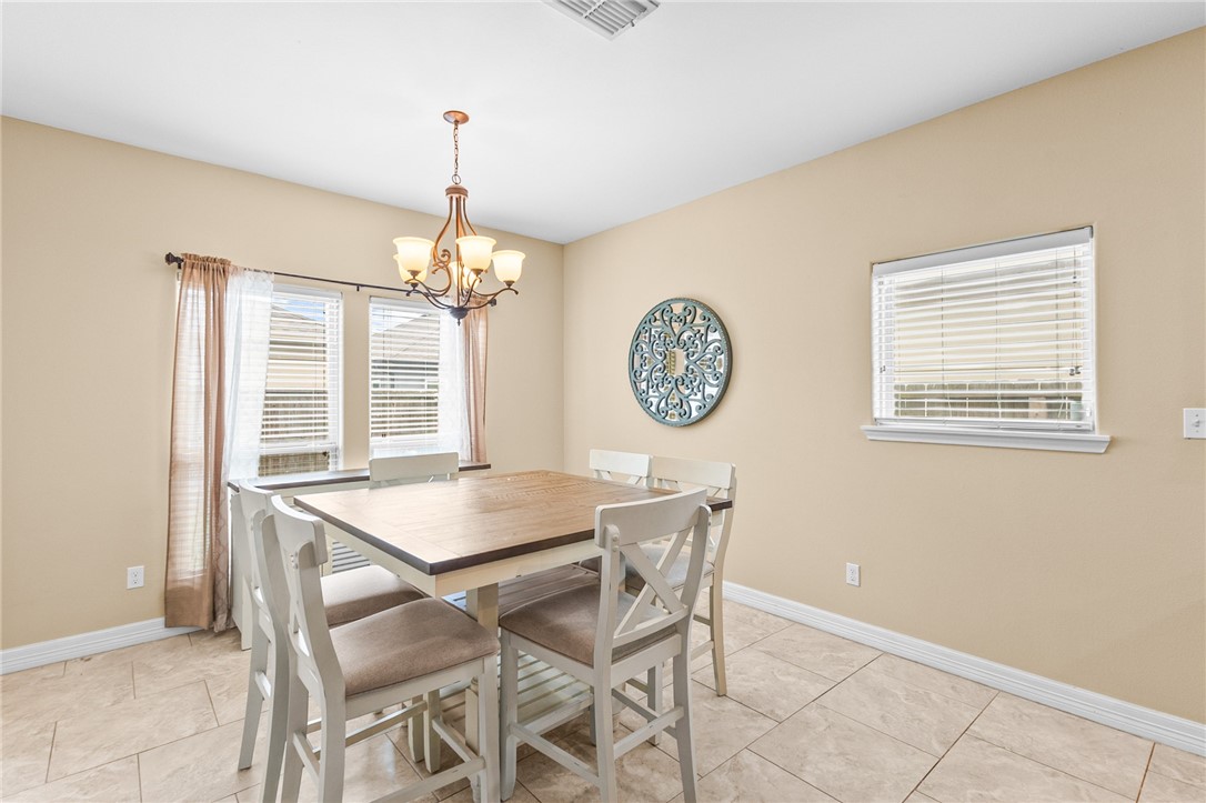 3826 Woodhouse Lane Corpus Christi TX 78414