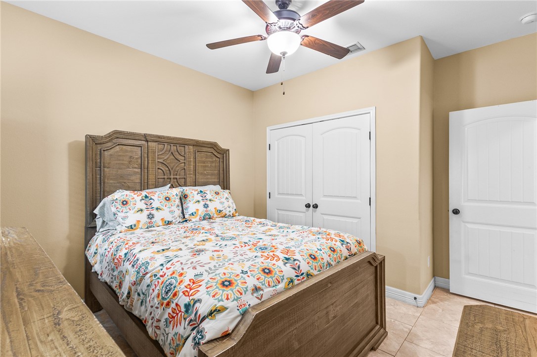 3826 Woodhouse Lane Corpus Christi TX 78414