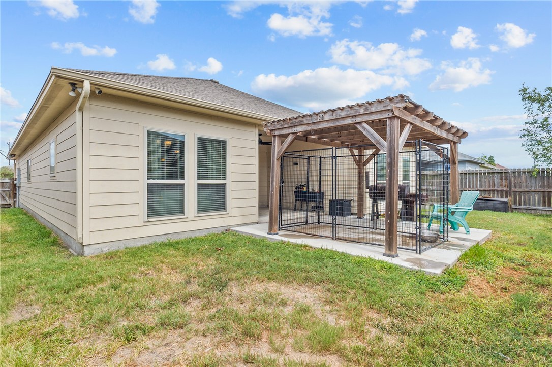 3826 Woodhouse Lane Corpus Christi TX 78414
