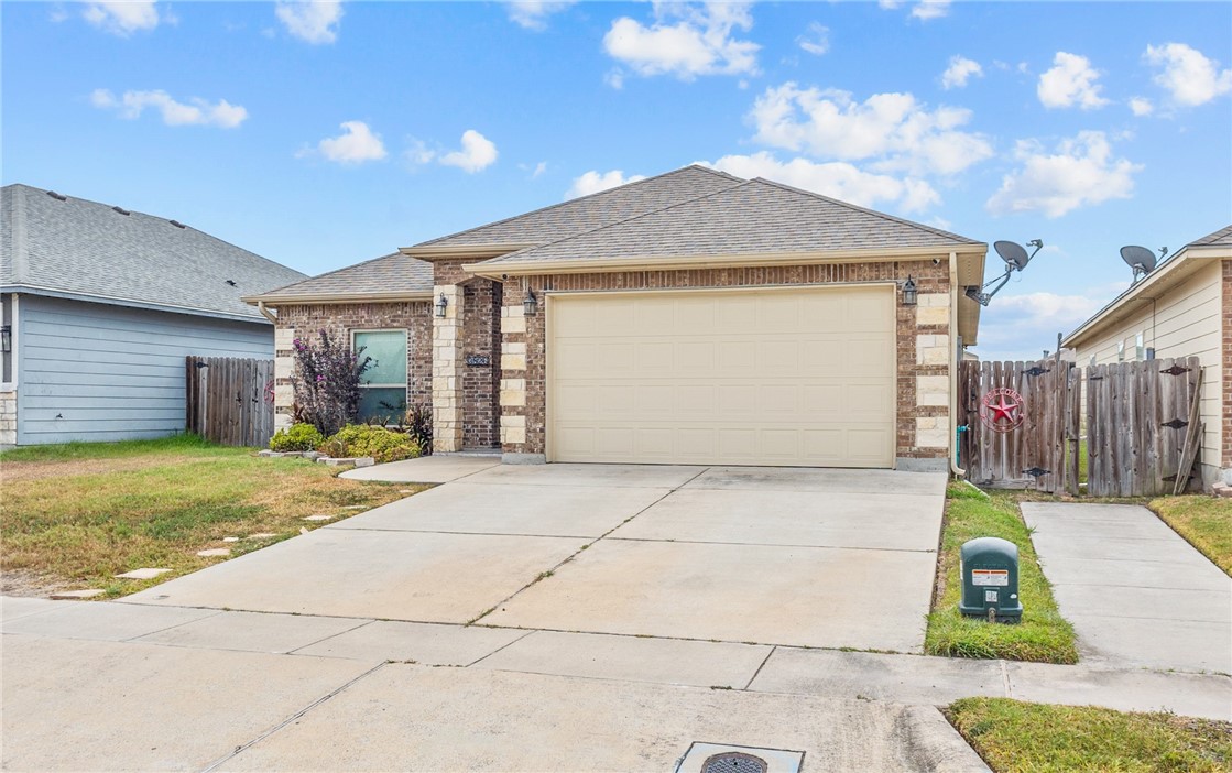3826 Woodhouse Lane Corpus Christi TX 78414