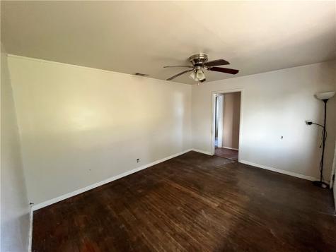 602 Richard Cruz Street Freer TX 78357