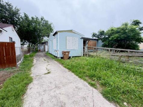 218 Dover Avenue Corpus Christi TX 78408