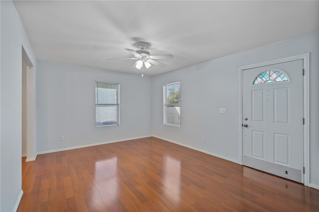 129 Pearse Drive Corpus Christi TX 78415