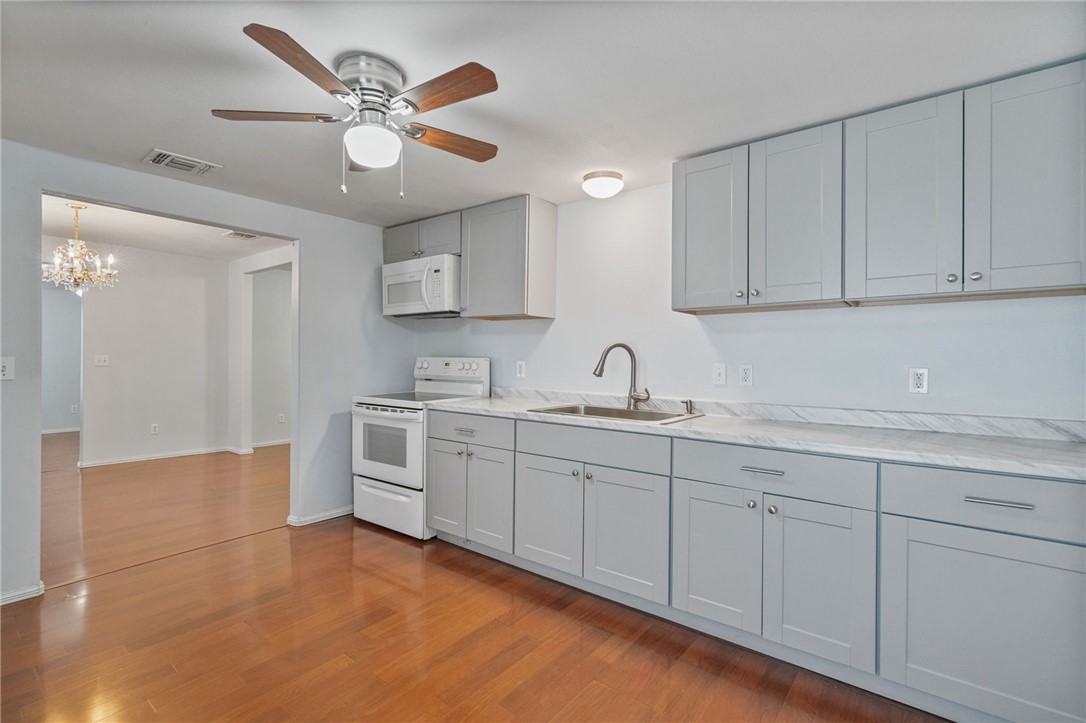 129 Pearse Drive Corpus Christi TX 78415