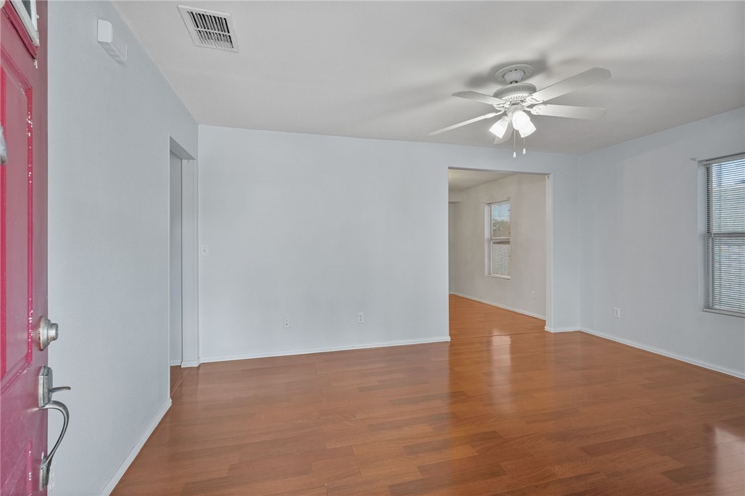 129 Pearse Drive Corpus Christi TX 78415