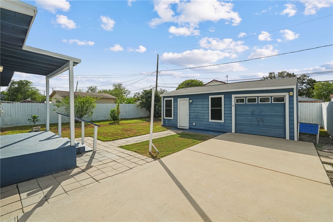 129 Pearse Drive Corpus Christi TX 78415