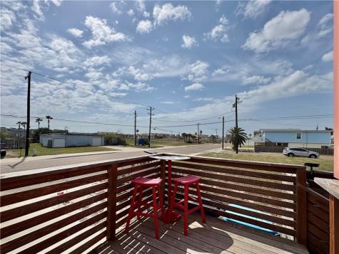 1218 S 11th Port Aransas TX 78373