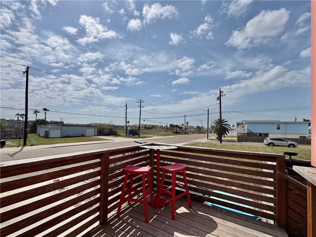 1218 S 11th Port Aransas TX 78373