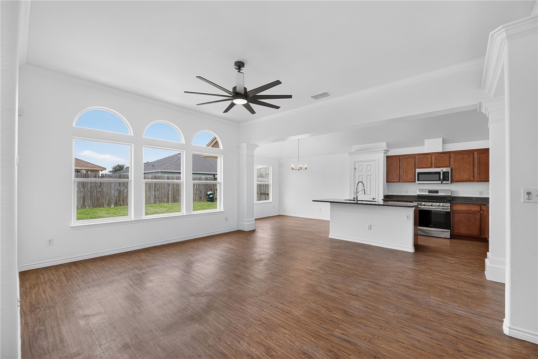 3913 Las Bahias Drive Corpus Christi TX 78414