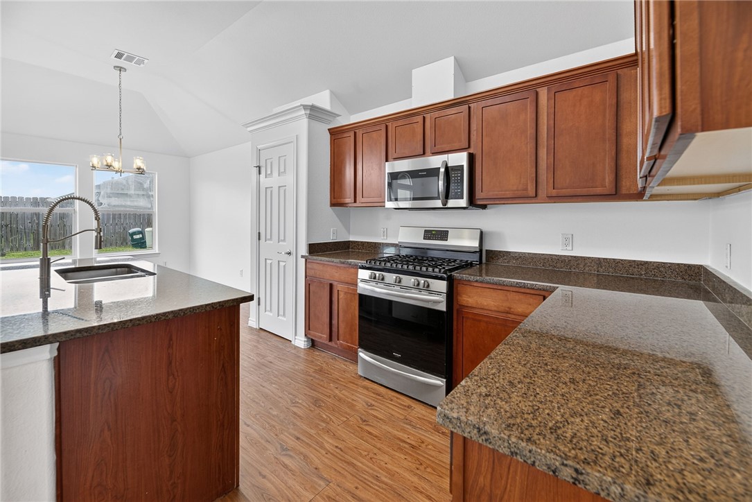 3913 Las Bahias Drive Corpus Christi TX 78414