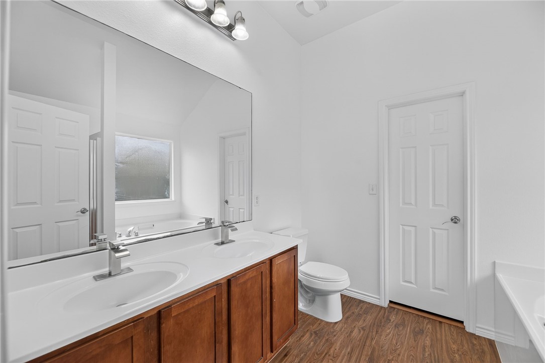 3913 Las Bahias Drive Corpus Christi TX 78414