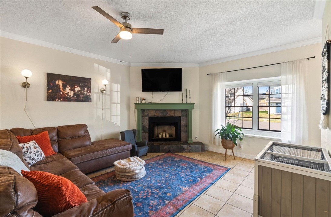 3025 Quail Springs B-11 Corpus Christi TX 78414