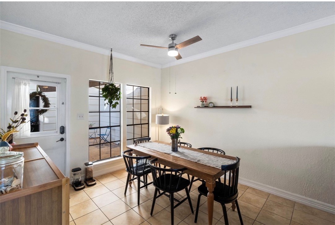 3025 Quail Springs B-11 Corpus Christi TX 78414